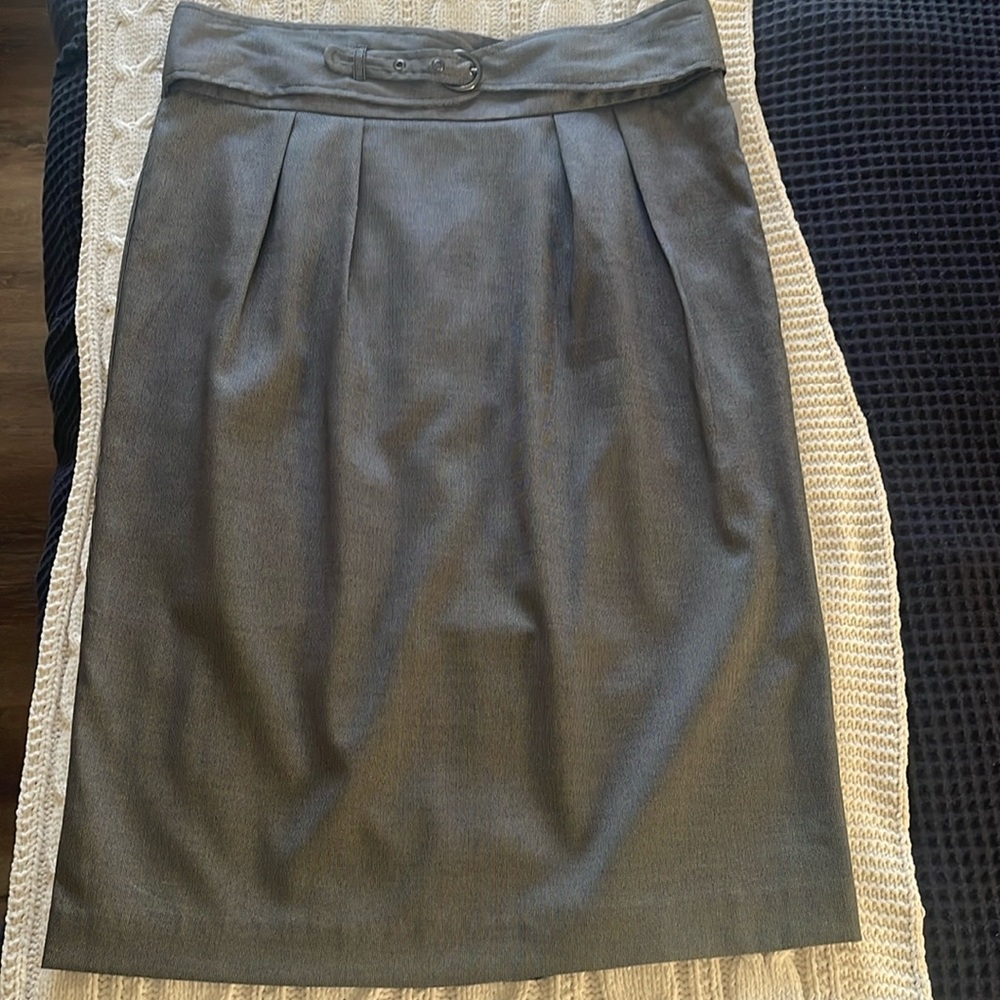 Worthington Women’s Pencil Skirt Black & Gray Tweed Belted with Pleats Size 18
